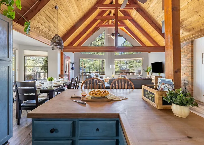 Cozy In The Pines Holiday home