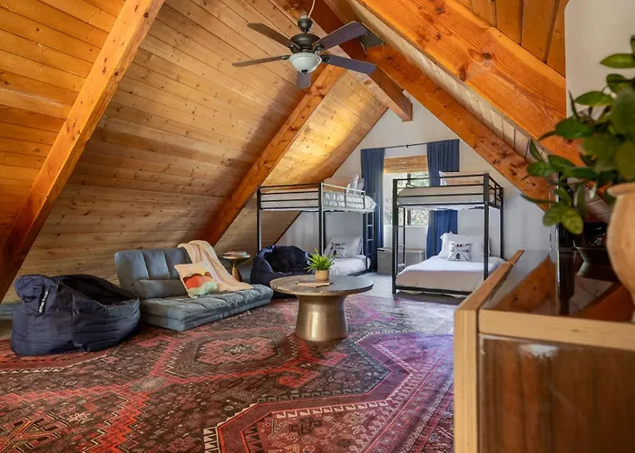 Cozy In The Pines *